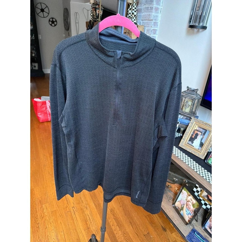 prAna Men's Altitude Tracker LT 1/4 Zip in the Black Heather colorway L